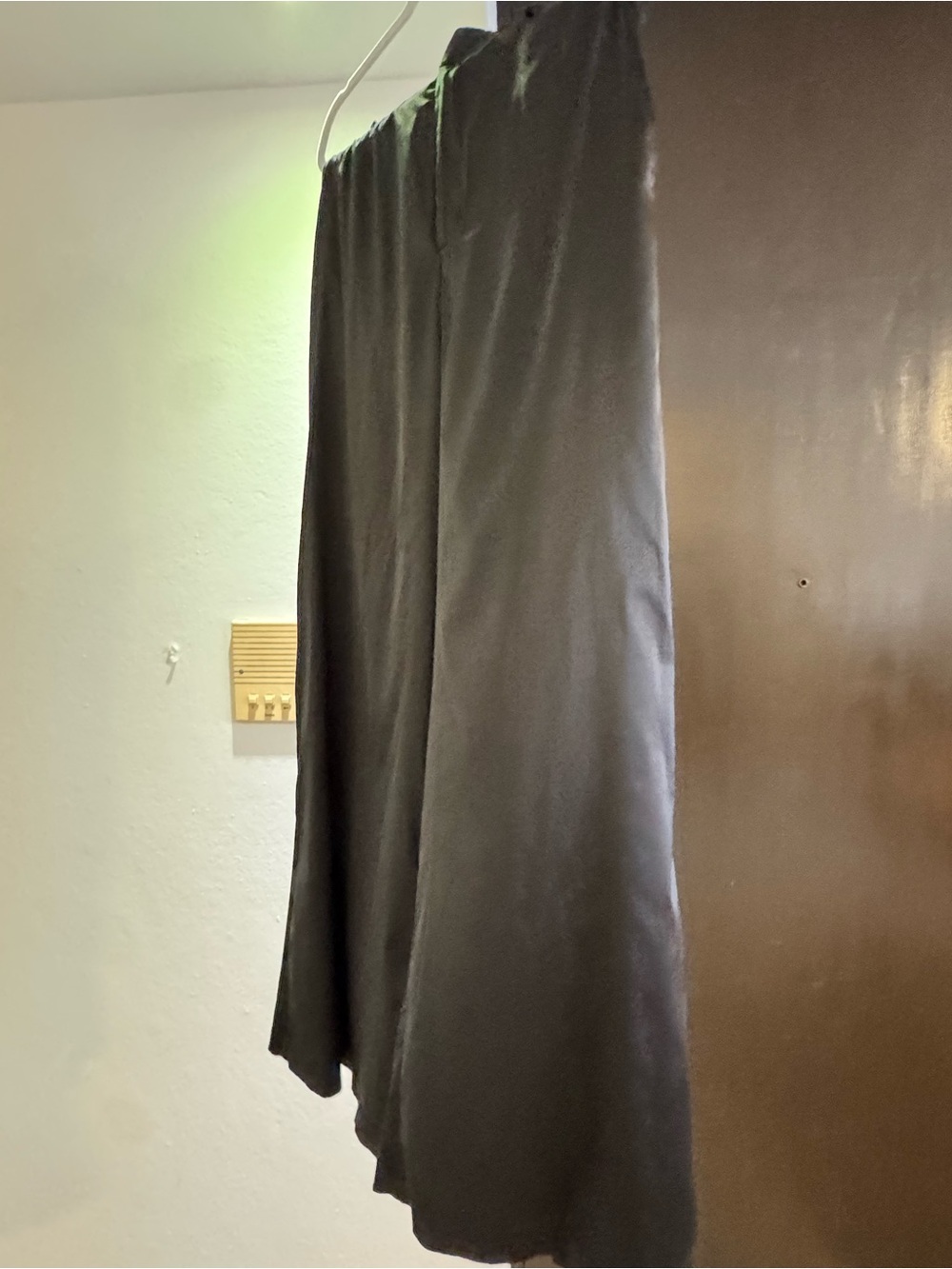 glam Black Wide-Leg Dress Pants
